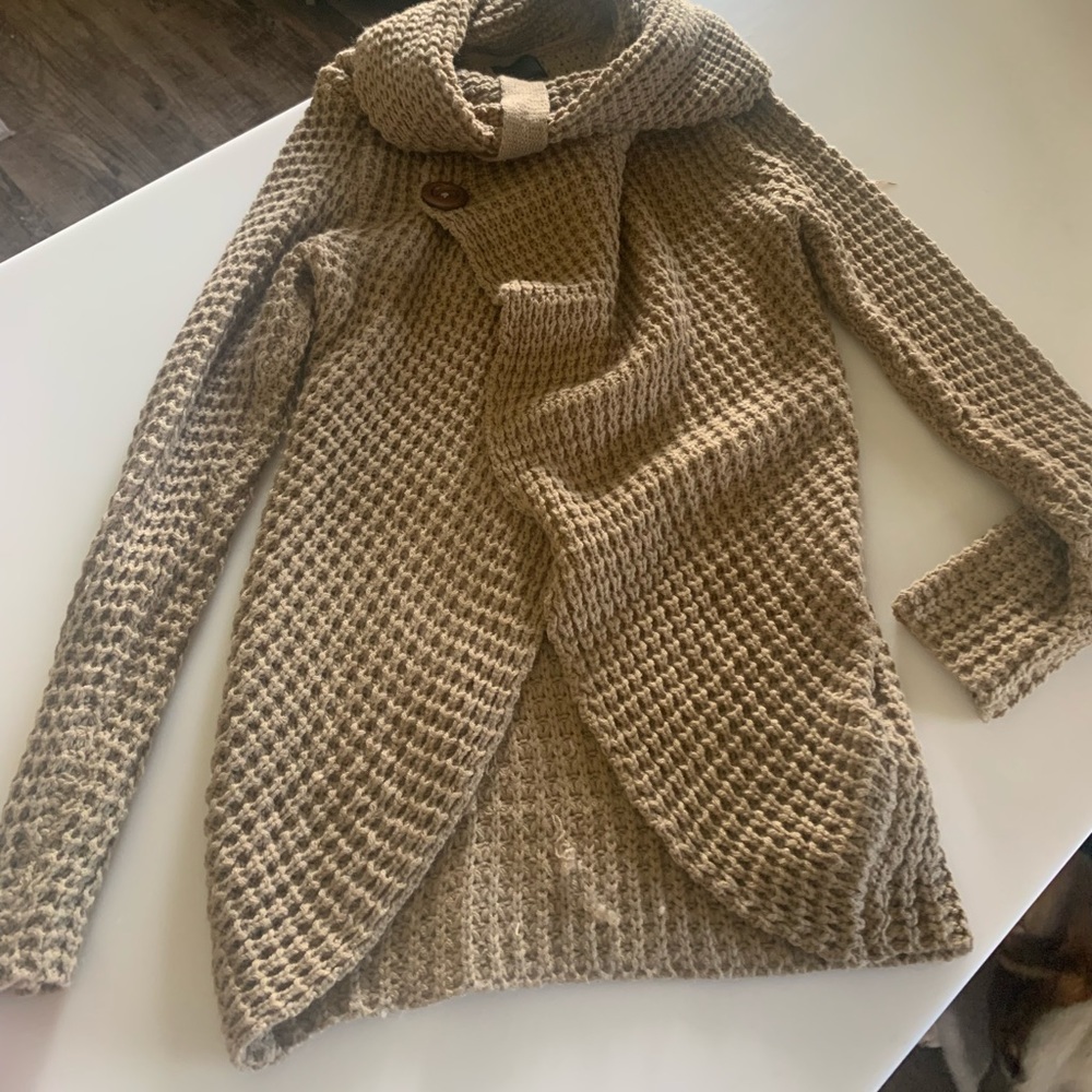 Sweater size S/M